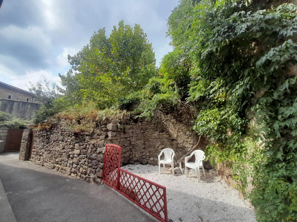 Gite Olivia Saint-Florent-sur-Auzonnet Extérieur photo